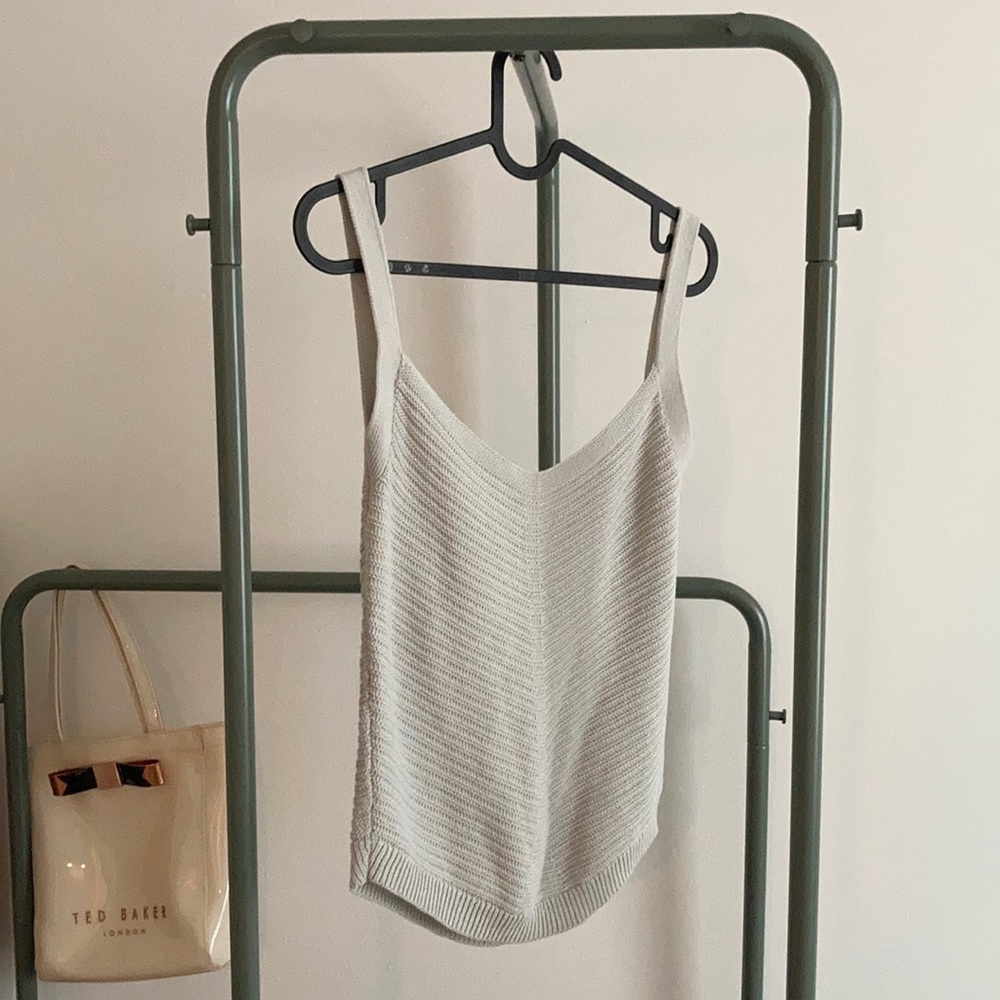 NWOT Uniqlo U V neck camisole